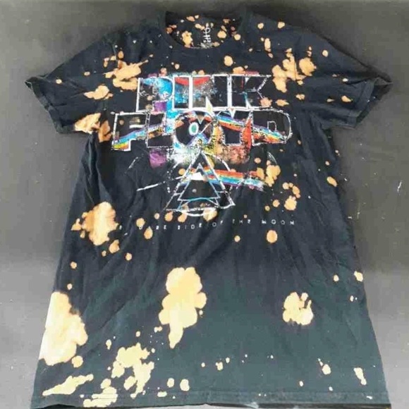 Pink Floyd Other - Distressed Official Pink Floyd Graphic T-Shirt.  Size M